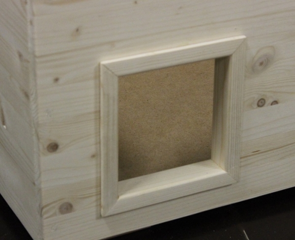 Katzenhaus XL mit 25 Watt Heizung vollisoliert Boden, Wände und Dach